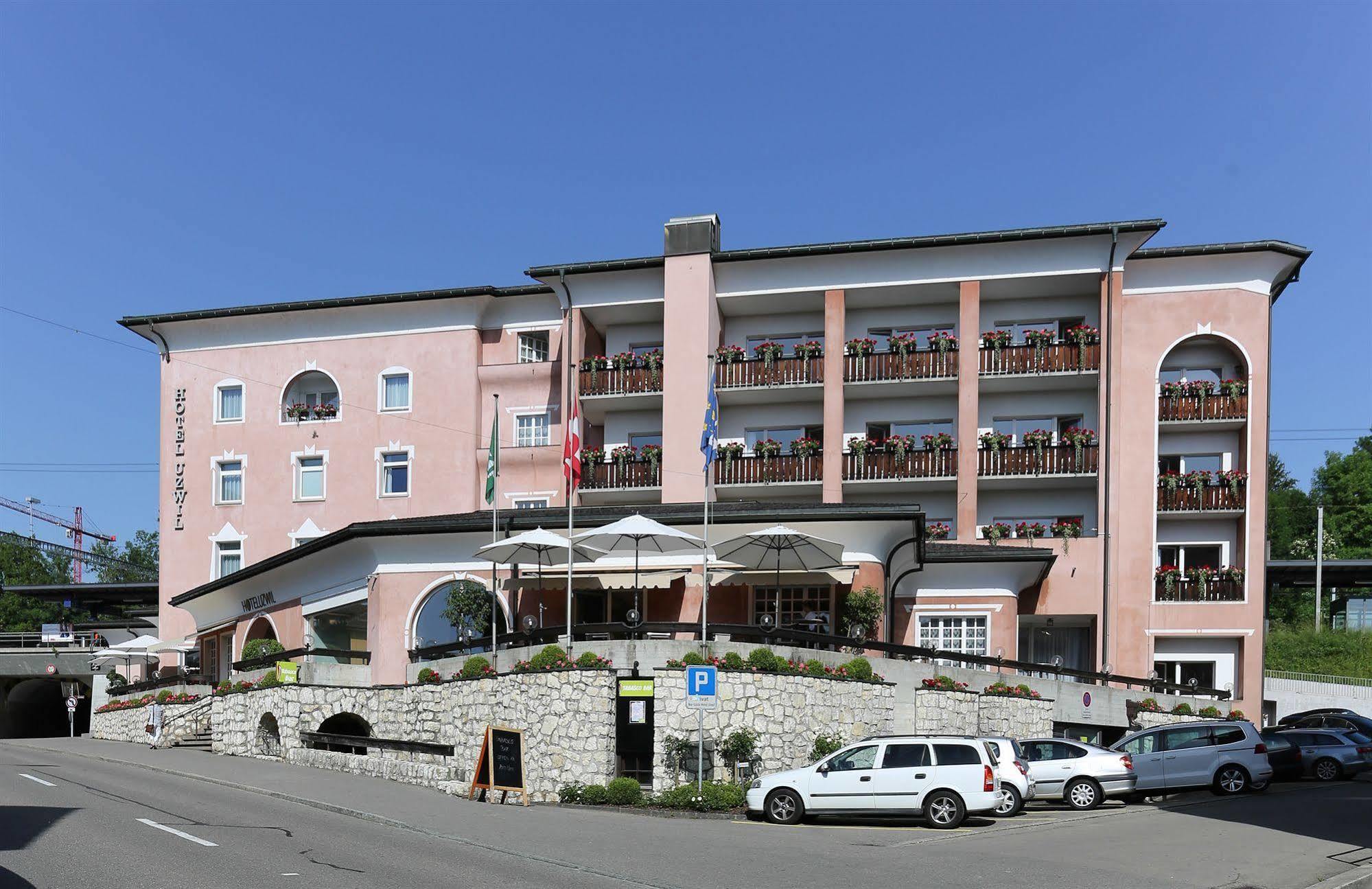 Hotel Uzwil Exteriér fotografie